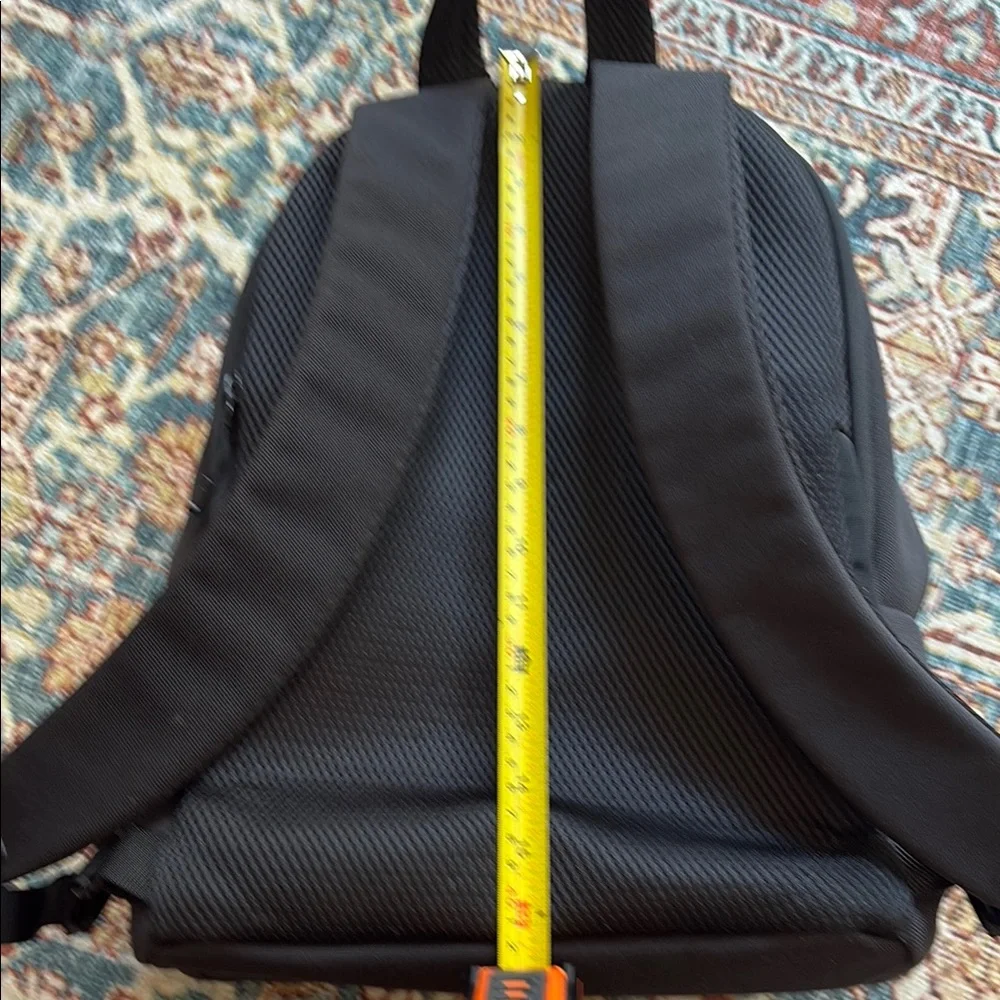 lululemon athletica Black Minimalist Backpack